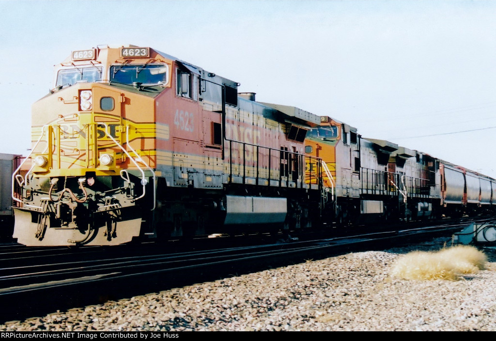 BNSF 4623 East